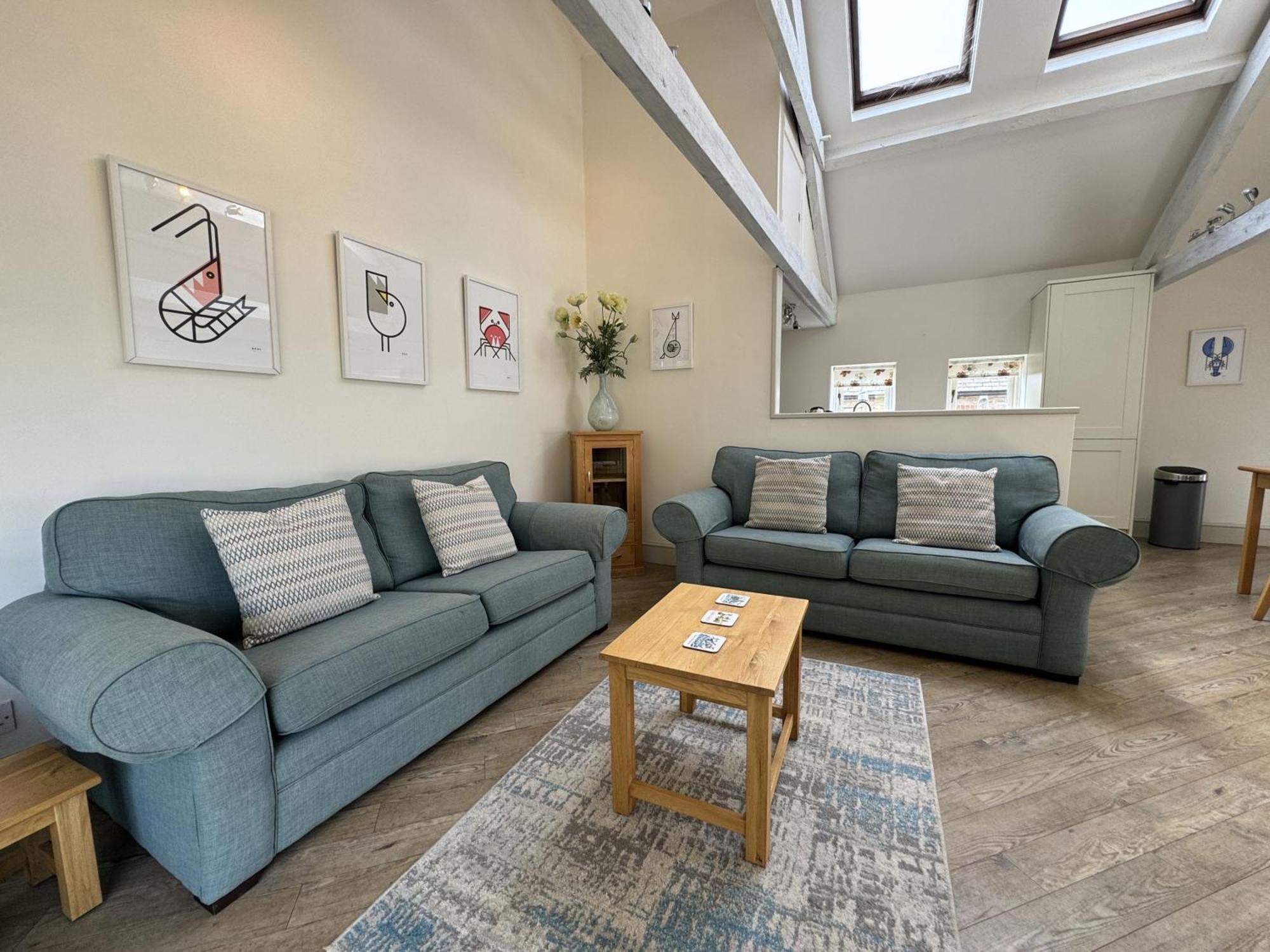 Holiday home Barnfield - Beautiful Barn, River Views, Close To Quay