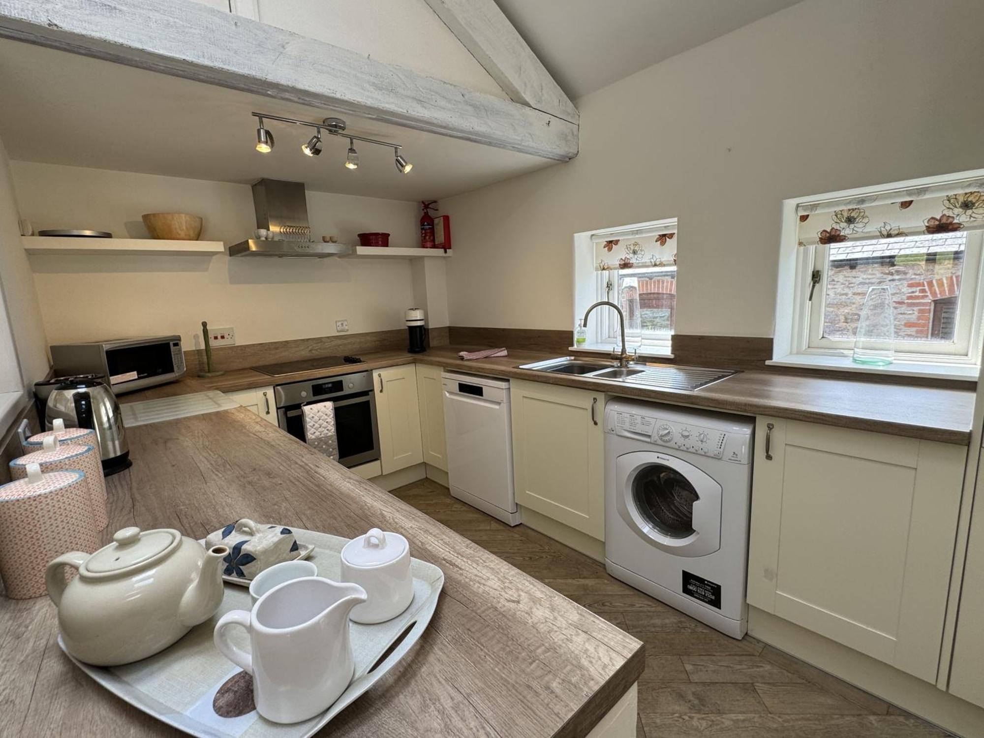 Holiday home Barnfield - Beautiful Barn, River Views, Close To Quay